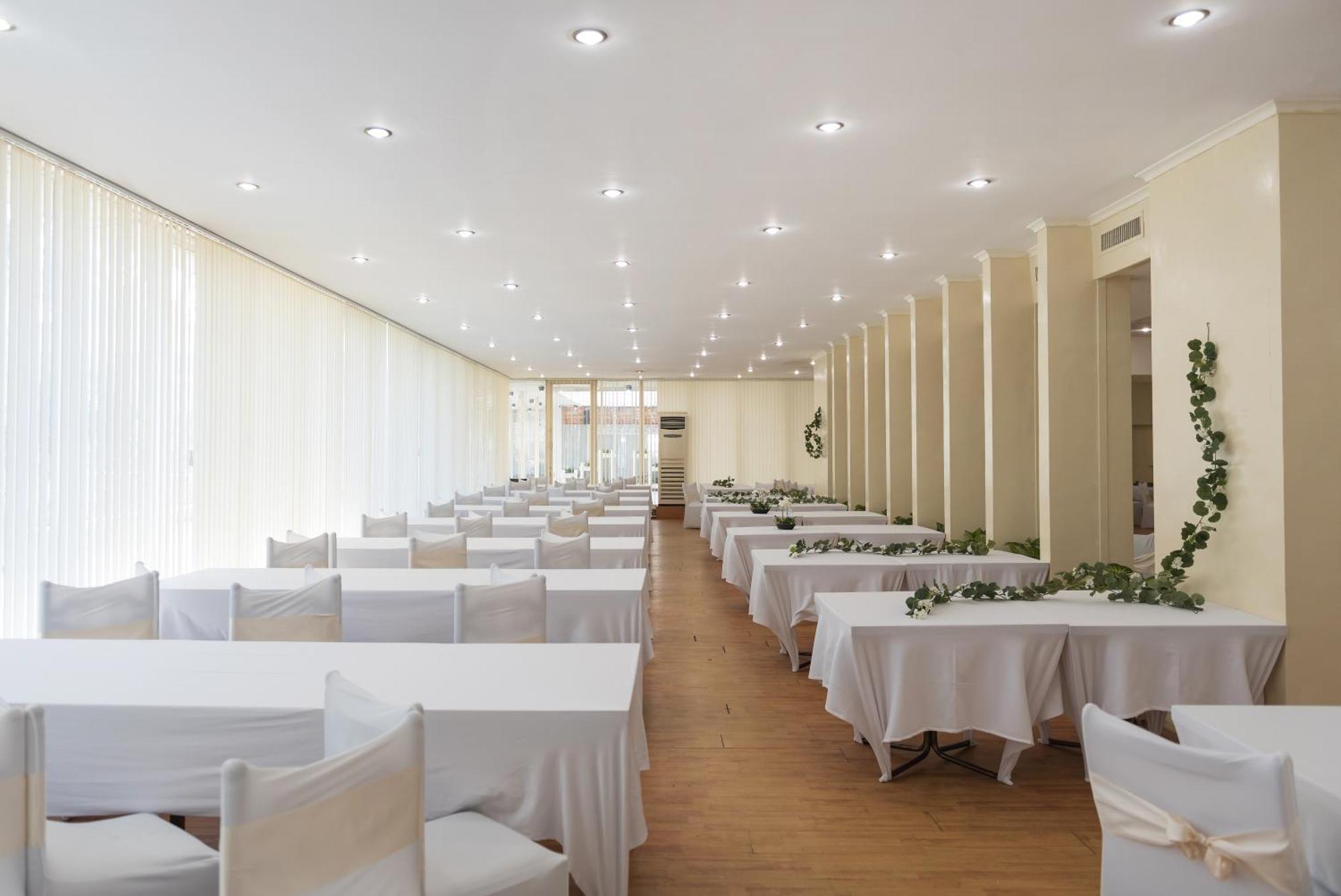 Hotel International Of Scientists Joliot Curie 3*